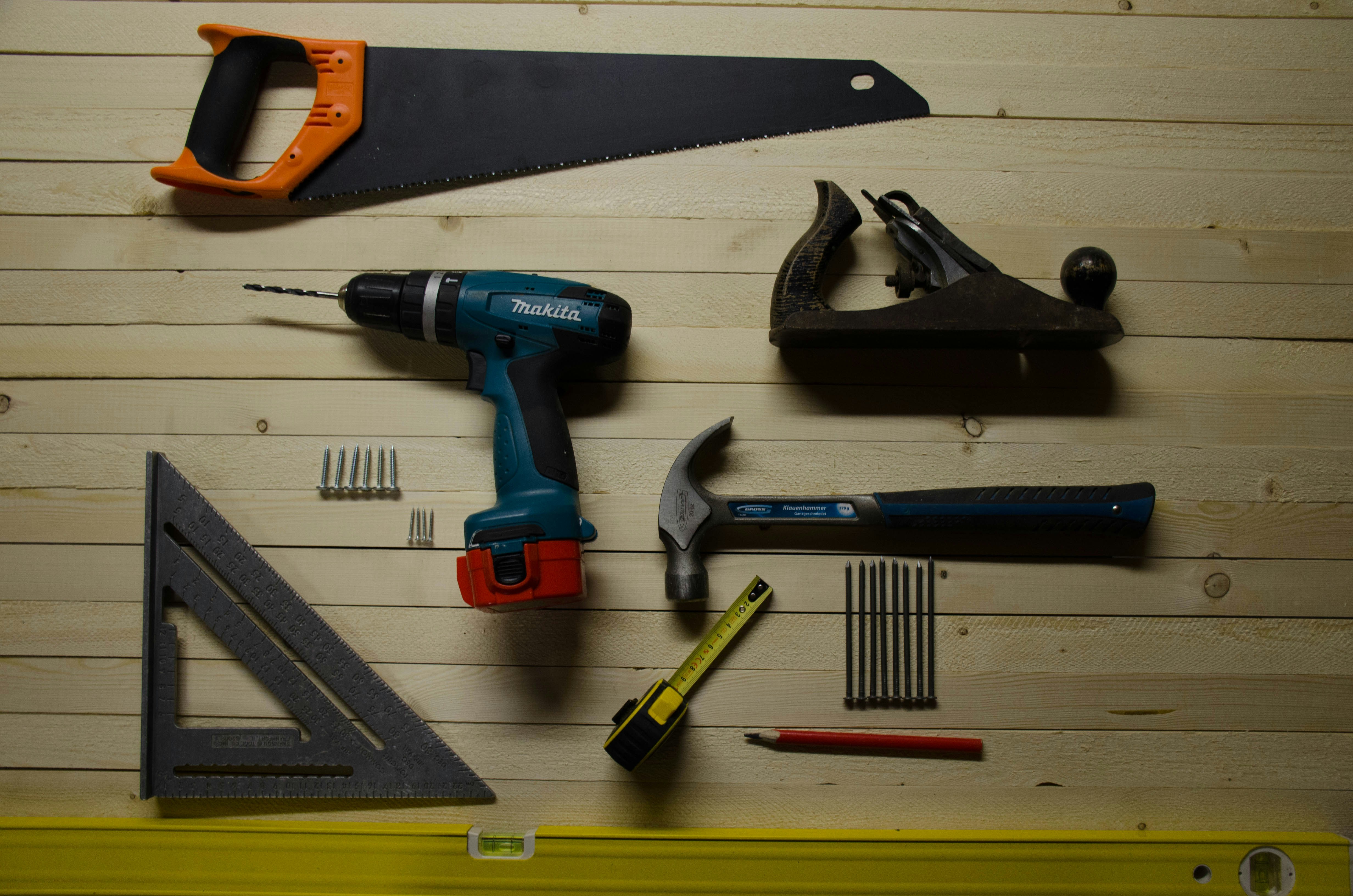 Tech, Tools & DIY